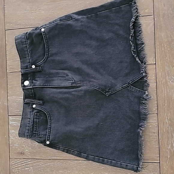 Madewell Rigid Denim A-Line Mini Skirt in Lunar Wash: Cutout Edition Size 26 - Picture 4 of 15